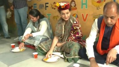 हिमाचल के मंडी में BJP उम्मीदवार कंगना रनौत राज्य के पूर्व सीएम जयराम ठाकुर के साथ जमीन पर बैठकर खाया खाना, वीडियो वायरल