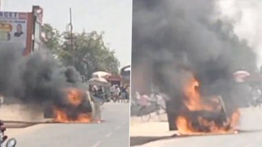 Viral Video: लखनऊ के ठाकुरगंज में चलती कार में लगी आग, अंदर फंसे लोगों ने भागकर बचाई अपनी जान