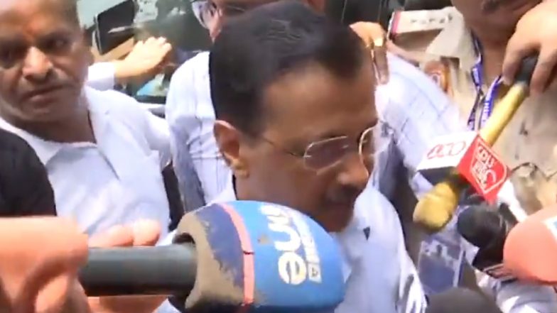 CM Kejriwal Cast His Vote: बड़ी संख्या में लोग तानाशाही, महंगाई और बेरोजगारी के खिलाफ वोट डाल रहे है; सीएम केजरीवाल का बयान -Video