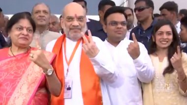 Amit Shah Casts Vote: केंद्रीय गृह मंत्री अमित शाह ने अपने परिवार के साथ अहमदाबाद में डाला वोट, लोगों से भी की मतदान की अपील- Watch Video