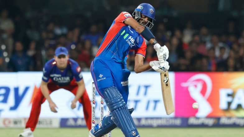 Axar Patel Half Century: कप्तान अक्षर पटेल ने ठोका अर्धशतक, रोमांचक मोड़ पर पहुंचा मुकाबला