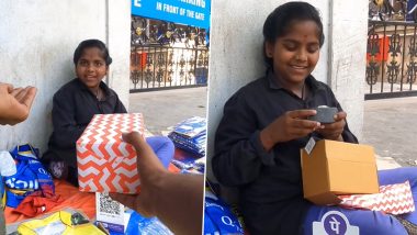 Viral Video: सड़क के किनारे बैठकर सामान बेचने वाली लड़की को मिला सरप्राइज, गिफ्ट देखकर खुशी से खिल उठा चेहरा