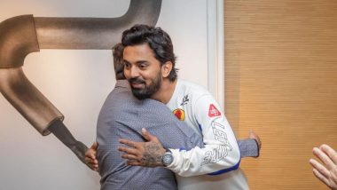 KL Rahul Hugs Sanjiv Goenka: LSG मालिक के घर डिनर पार्टी में पहुंचें केएल राहुल ने संजीव गोयनका को लगाया गले, देखें तस्वीर