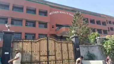 Delhi Schools Bomb Threat: दिल्ली पब्लिक, मदर मैरी और संस्कृति स्कूल में बम की धमकी, सर्च ऑपरेशन जारी- VIDEO