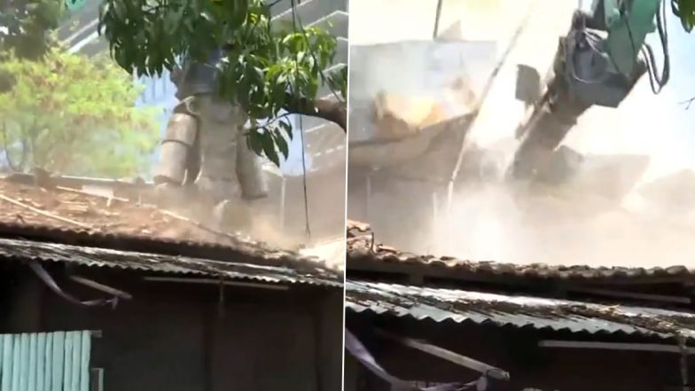 VIDEO:  पुणे नगर निगम का बड़ा एक्शन, कोरेगांव में पब और बार के अवैध निर्माण के खिलाफ चला बुलडोजर
