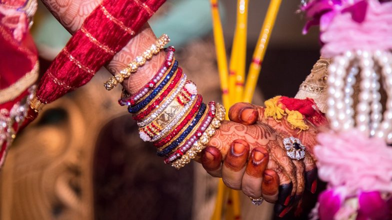 Uttar Pradesh: दूल्हे के पिता को दुल्हन की मां से हुआ प्यार; शादी से ठीक पहले दोनों हुए फरार