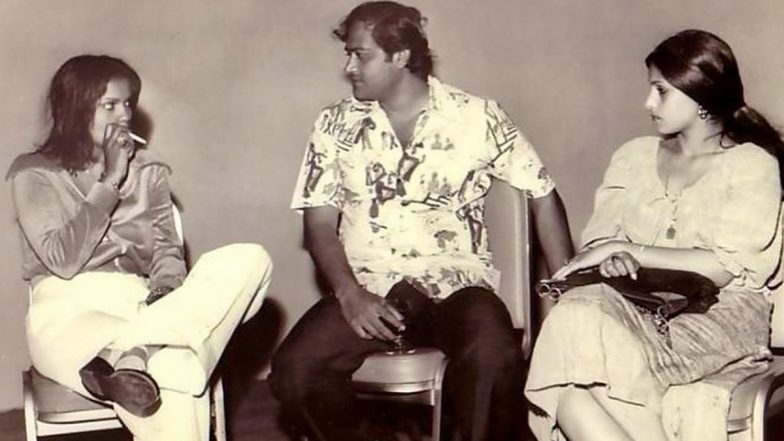 सिगरेट पीते हुए तस्वीर शेयर कर Zeenat Aman ने फैंस को दी चेतावनी, Dimple Kapadia की तारीफों के भी बांधे पुल (View Pic)