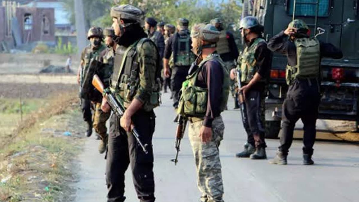 Jammu and Kashmir: डोडा में सुरक्षाबलों के साथ मुठभेड़ में एक आतंकी मारा गया