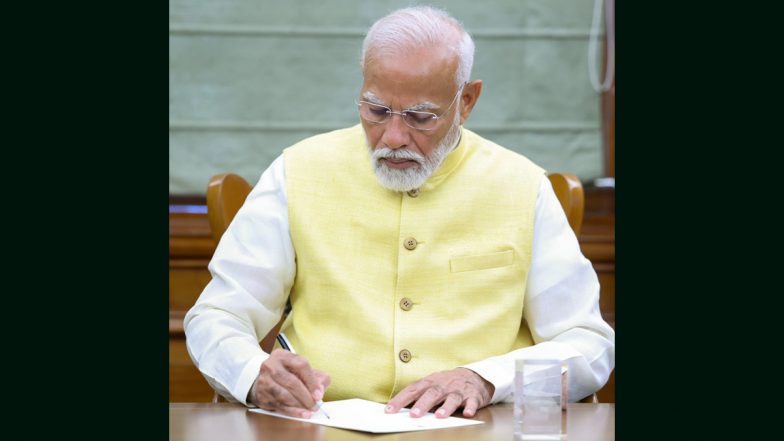 Modi 3.0 Fund Allocation: केंद्र सरकार की ओर से उत्तरप्रदेश को मिला 25 हजार करोड़ का निधि तो वही महाराष्ट्र को मिले केवल 8,828 करोड़, दुसरे नंबर पर सबसे ज्यादा बिहार को मिला