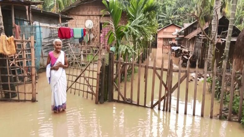 Assam Flood: असम में बाढ़ से मचा हाहाकार, 4 लाख से अधिक लोग प्रभावित