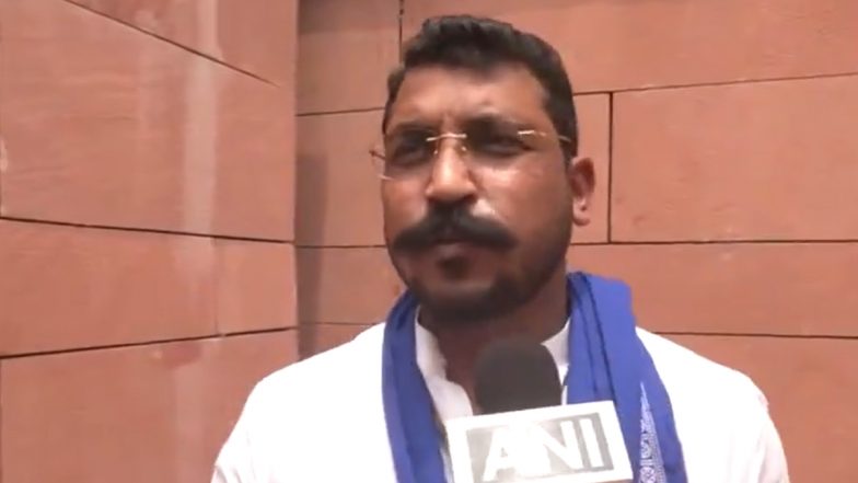 VIDEO: चंद्रशेखर आज़ाद ने पूछे सवाल, कांवड़ यात्रा के लिए रास्ते-अस्पताल बंद हो सकते हैं, तो फिर ईद पर नमाज को लेकर आपत्ति क्‍यों?