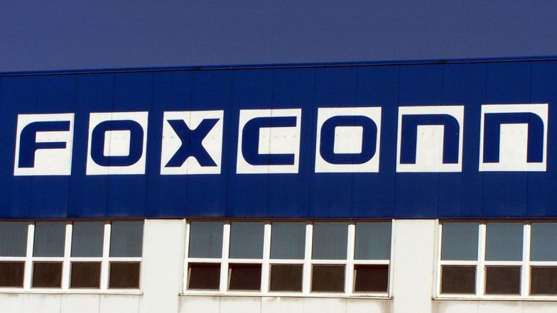 Hiring at Foxconn: नई नियुक्तियों में 25% विवाहित महिलाएं; शादीशुदा महिलाओं के साथ भेदभाव पर फॉक्सकॉन ने जारी किया बयान