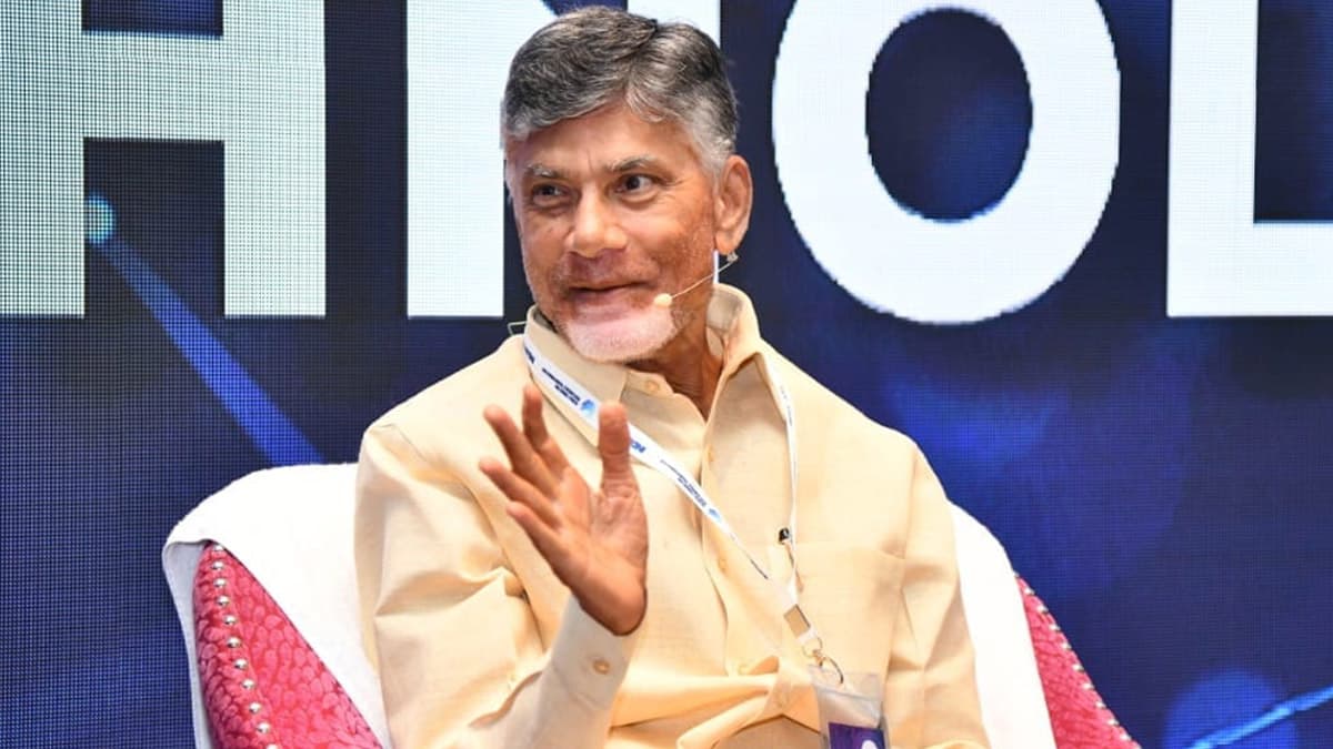 Tirupati Laddu Controversy: तिरुपति देवस्थानम में घी आपूर्ति की शर्तें YSRCP सरकार के दौरान बदली गईं, सीएम चंद्रबाबू नायडू ने फिर लगाया गंभीर आरोप