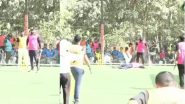 Sudden Death Video: मुंबई में क्रिकेट खेलते समय युवक की अचानक मौत! छक्का मारने के बाद हार्ट अटैक से तोड़ा दम, वीडियो वायरल
