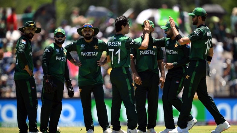 IND vs PAK, 19th Match Live Score Update: टीम इंडिया का तीसरा विकेट गिरा, अक्षर पटेल 20 रन बनाकर आउट