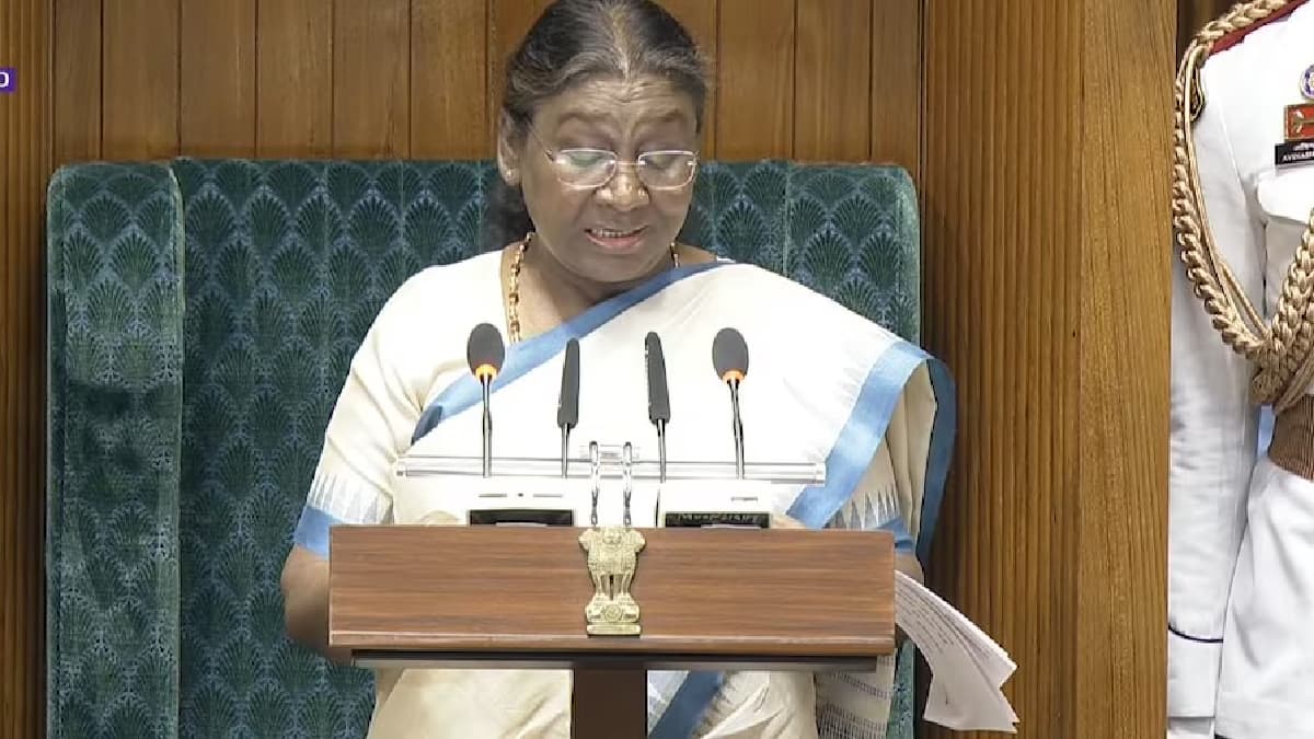 राष्ट्रपति द्रौपदी मुर्मू का ओडिशा दौरा चक्रवात की आशंका के मद्देनजर स्थगित