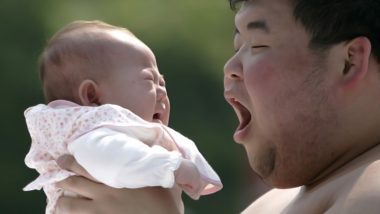 Demographic Challenge: जापान में जन्म दर रिकॉर्ड निचले स्तर पर, टोक्यो ने विवाह दर बढ़ाने के लिए पेश किया सरकारी डेटिंग ऐप