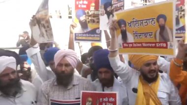 Punjab: ऑपरेशन ब्लू स्टार की 40वीं बरसी पर स्वर्ण मंदिर में खालिस्तान के समर्थन में नारेबाजी, भिंडरावाले के पोस्टर भी दिखे | Video