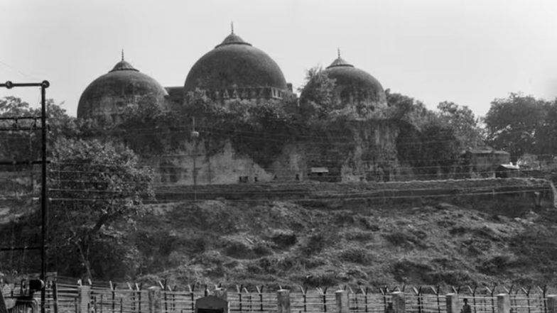 NCERT किताब से हटा बाबरी मस्जिद का जिक्र, अयोध्या विवाद के टॉपिक्स में बड़े बदलाव, मार्केट में आई रिवाइज्ड बुक