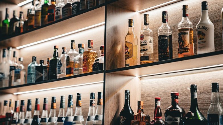 CCTV Compulsory In Liquior Shop: अब सभी शराब की दुकानों के मेन काउंटर पर सीसीटीवी अनिवार्य! राज्य उत्पादन शुल्क का अभियान