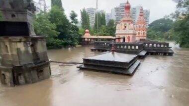 VIDEO: महाराष्ट्र में भारी बारिश का कहर, पुणे में डूब गया मोरया गोसावी गणपति मंदिर; सामने आया कुदरती आफत का डरावना वीडियो