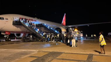 Team India Departs from Barbados: टीम इंडिया बारबाडोस से हुई रवाना, एयर इंडिया के विशेष विमान में खिलाड़ी हुए सवार, देखें वीडियो