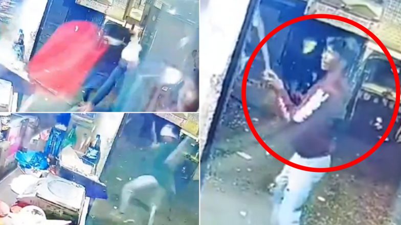Pune Video: 50 रुपये नहीं देने पर दूकान में की तोड़फोड़, पुणे में कोयता गैंग की दहशत