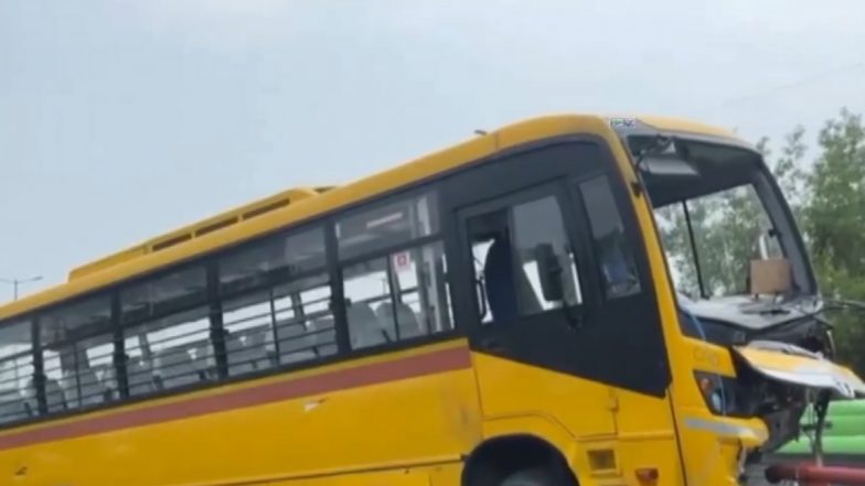 Noida School Bus Accident: नोएडा में स्कुल बस का एक्सीडेंट, सीधे डिवाइडर पर चढ़ी बस, क्रेन की मदद से हटाया-Video
