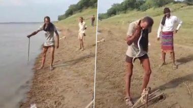 Fatehpur Viral Video: मछली पकड़ने गया था और जिंदा सांप खा गया; जेल से छूटे फतेहपुर के डकैत गंगा प्रसाद का वीडियो वायरल