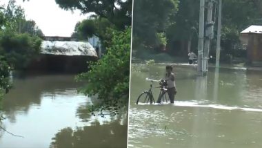 Farrukhabad Flood: यूपी के फर्रुखाबाद में बाढ़ का कहर, 24 गांवों में घुसा गंगा नदी का पानी (Watch Video)