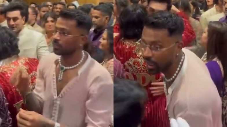 Hardik Pandya Asking For Tequila?&nbsp;अनंत अंबानी-राधिका मर्चेंट की शादी में हार्दिक पंड्या ने मांगी टकीला? वायरल वीडियो&nbsp;पर नेटिज़ेंस&nbsp;ने किया रियेक्ट, देखें वीडियो