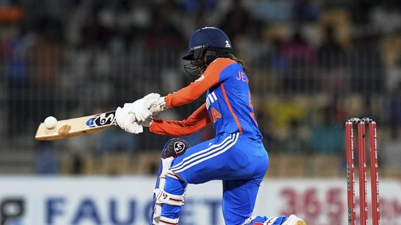 IND W vs WI W, 1st T20I Match Scorecard: पहले टी20 मुकाबले में टीम इंडिया ने वेस्टइंडीज को दिया 196 रनों का विशाल लक्ष्य, जेमिमा रोड्रिग्स और स्मृति मंधाना ने खेली ताबड़तोड़ अर्धशतकीय पारी; यहां देखें पहली इनिंग का स्कोरकार्ड