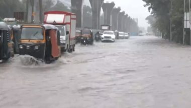 Delhi Weather Update: दिल्ली के कई हिस्सों में बारिश से जलभराव और यातायात बाधित हुआ