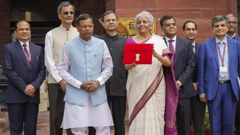 Budget 2024: मुद्रा लोन की लिमिट 10 लाख से बढ़कर 20 लाख हुई, MSMEs को लेकर मोदी सरकार का बड़ा ऐलान