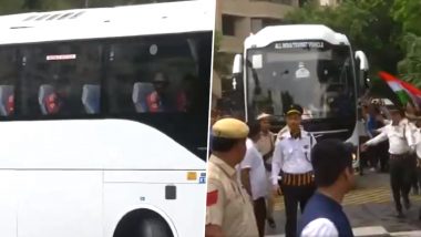 Team India Returns Home: T20 वर्ल्ड कप जीतने के बाद भारत लौटी टीम इंडिया, दिल्ली में PM मोदी से मुलाकात के बाद दोपहर बाद मुंबई के लिए होगी रवाना