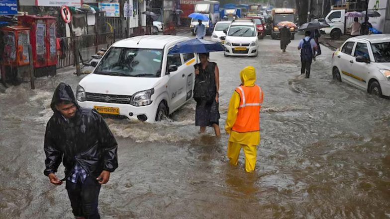 Weather Forecast: पहाड़ों से लेकर मैदानों तक भारी बारिश का अलर्ट, इन राज्यों के लिए मौसम विभाग की बड़ी चेतावनी