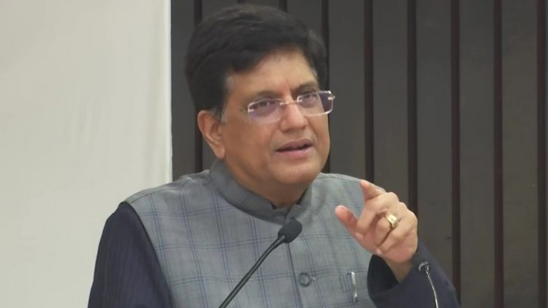 केंद्रीय मंत्री पीयूष गोयल ने भारतीय फुटवियर उद्योग को दिया गुरु मंत्र, कहा- 2030 तक 50 बिलियन डॉलर का फुटवियर निर्यात और एक करोड़ नौकरियां पैदा करने का रखें लक्ष्य