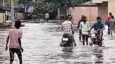 Mumbai Heavy Rain Red Alert: भारी बारिश के बाद मुंबई में यातायात फिर से पटरी पर लौटा, IMD के अलर्ट के बाद स्कूल बंद