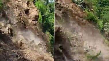 Landslide in Kedarnath: बारिश के कारण केदारनाथ में भूस्खलन, हाईवे पर पहाड़ टूटकर  गिरने से सड़क जाम, देखें वीडियो