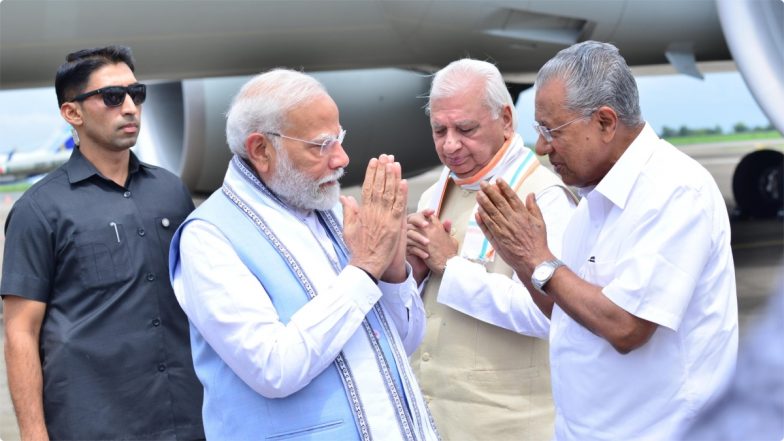PM Modi Wayanad Visit: पीएम मोदी पहुंचे केरल, वायनाड में भूस्खलन प्रभावित इलाकों का करेंगे हवाई सर्वेक्षण, पीड़ितों से भी मिलेंगे