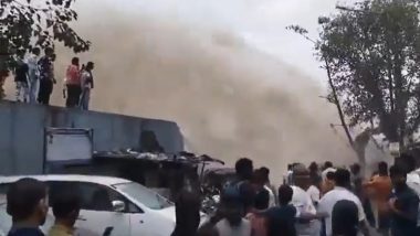 Water Pipeline Burst in Powai: तानसा से मुंबई को पानी की आपूर्ति करने वाली मुख्य पाइपलाइन पवई में फटी, हजारों लीटर पानी बर्बाद, देखें वीडियो