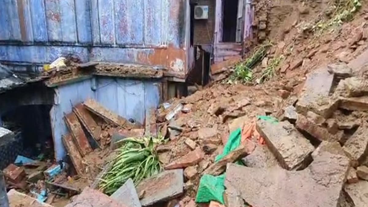 Rajasthan House Collapse: राजस्थान के करौली में बारिश के चलते हादसा, मकान गिरने से 2 लोगों की मौत, 3 जख्मी