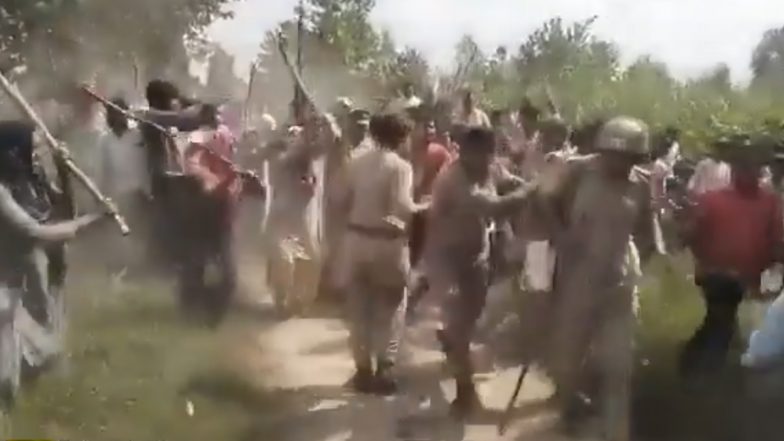 VIDEO: यूपी के मुरादाबाद में पुलिस टीम पर पथराव, ग्रामीण की संदिग्ध परिस्थितियों में मौत के बाद बवाल