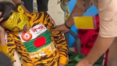 Bangladesh Fan 'Tiger Robi' Hospitalized: बांग्लादेश क्रिकेट टीम के सुपरफैन टाइगर रॉबी को कानपुर के ग्रीन पार्क स्टेडियम में दर्शकों ने पिटा? हॉस्पिटल में कराया गया भर्ती, देखें वीडियो