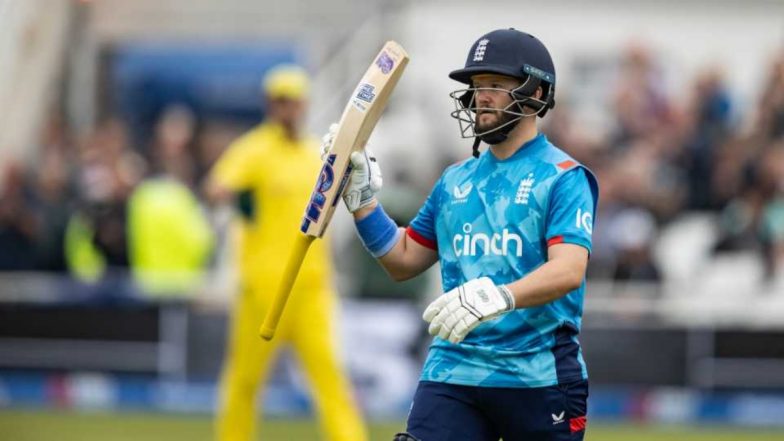 Ben Duckett Century: सलामी बल्लेबाज बेन डकेट ने ऑस्ट्रेलियाई गेंदबाजों के छुड़ाए छक्के, महज 86 गेंदों पर जड़ा ताबड़तोड़ शतक