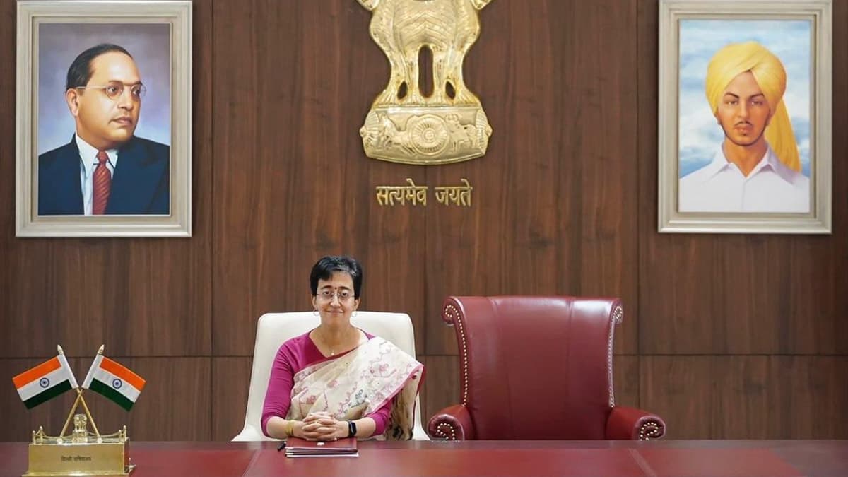 दिल्ली विधानसभा में विपक्षी विधायकों के साथ अन्याय, आतिशी ने लिखा विजेंद्र गुप्ता को पत्र