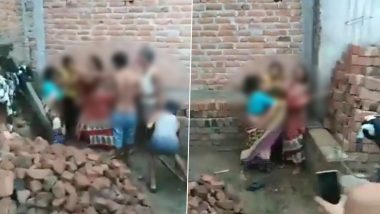 Video: अधेड़ को दूसरी महिला और उसकी बेटी ने बाल पकड़कर डंडे से पीटा, झांसी के एरच की घटना का वीडियो सोशल मीडिया पर वायरल