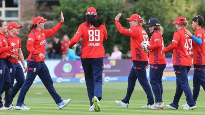 AUS W vs ENG W 1st T20I 2025 Preview: पहले टी20 में ऑस्ट्रेलिया को हराकर वनडे सीरीज का बदला लेने उतरेगी इंग्लैंड महिला टीम, मैच से पहले जानें हेड टू हेड रिकॉर्ड्स, मिनी बैटल और स्ट्रीमिंग समेत सारे डिटेल्स
