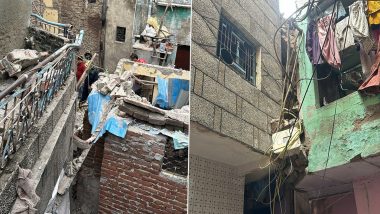 House Collapse in Karol Bagh: दिल्ली के करोल बाग में हादसा, इमारत का हिस्सा गिरने से मलबे में कई लोगों के फंसे होने की आशंका, रेस्क्यू ऑपरेशन जारी