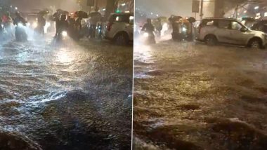 Mumbai Rains: भारी बारिश से मुंबई का बुरा हाल, ट्रेनों की रफ्तार थमी, फ्लाइट्स डायवर्ट; IMD ने जारी किया रेड अलर्ट